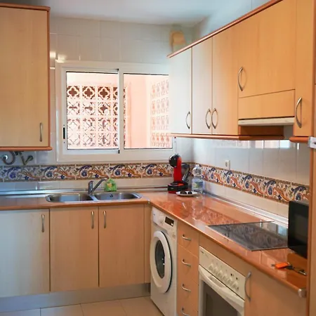 Apartment Two Bedroom Penthouse Marbella, With Sea Views Near Golf And Beaches *