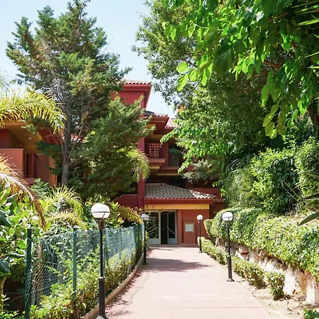 Two Bedroom Penthouse Marbella, With Sea Views Near Golf And Beaches Apartment Marbella