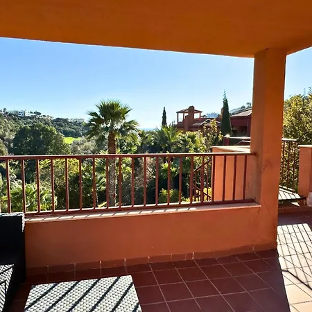 Two Bedroom Penthouse Marbella, With Sea Views Near Golf And Beaches Διαμέρισμα Μαρμπέλλα