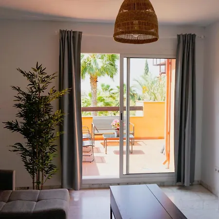 Διαμέρισμα Two Bedroom Penthouse Marbella, With Sea Views Near Golf And Beaches *