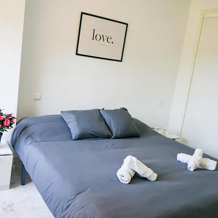 Two Bedroom Penthouse Marbella, With Sea Views Near Golf And Beaches Μαρμπέλλα
